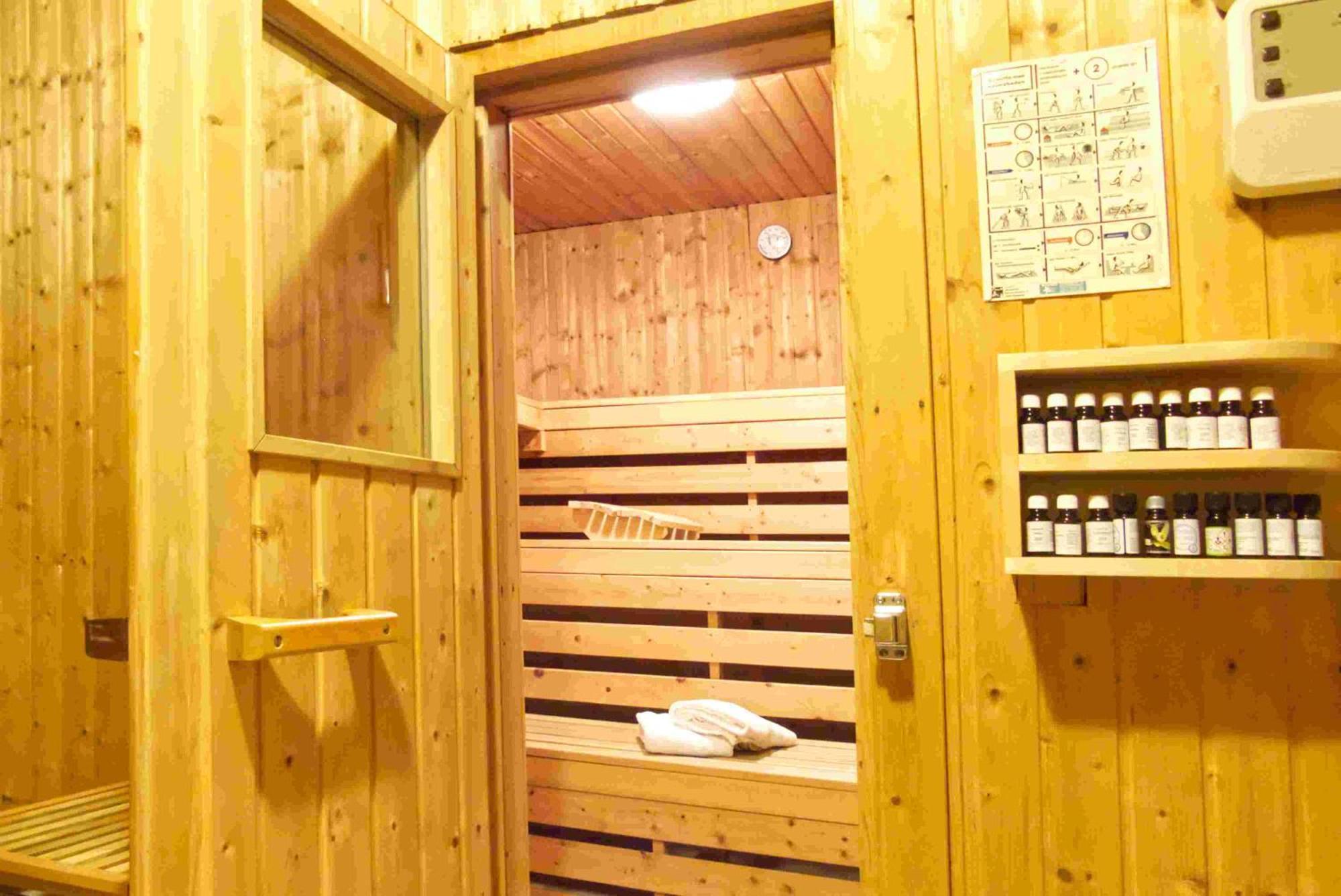 Garnihotel Zur Linde - Bayerischer Wald - Aktivcard Mit 154 Kostenfreien Leistungen - Kostenloser Parkplatz Лоберг Екстериор снимка