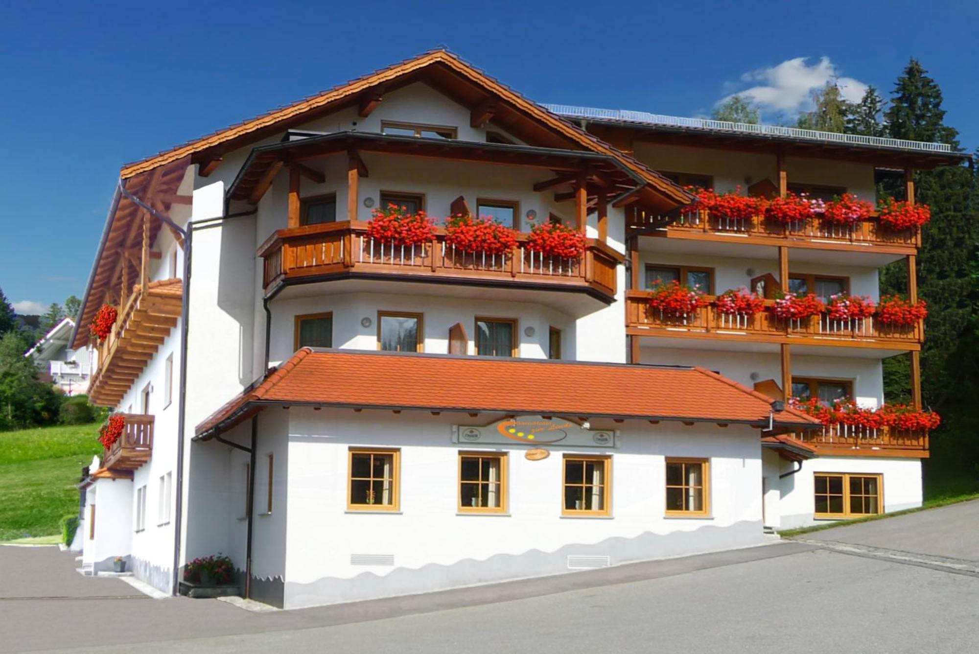 Garnihotel Zur Linde - Bayerischer Wald - Aktivcard Mit 154 Kostenfreien Leistungen - Kostenloser Parkplatz Лоберг Екстериор снимка